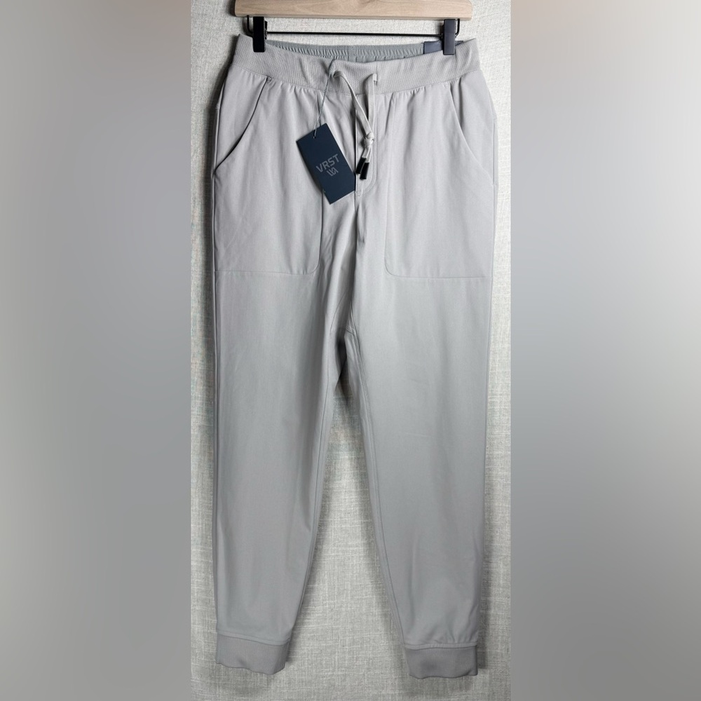 NWT VRST Limitless Performance Slim Fit Jogger in Gray Shiitake Size Small